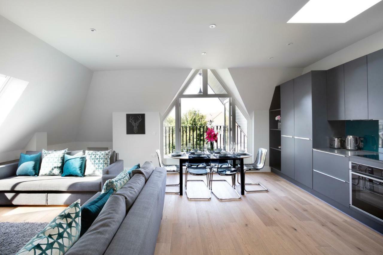 Hampden Apartments - The Richard Уиндзор Екстериор снимка